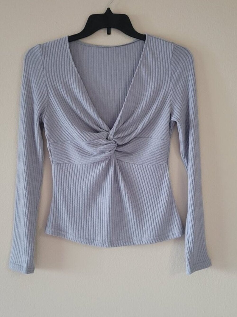 ⛵Chic Shein Gray Long Sleeve V-Neck Twisted Front Top